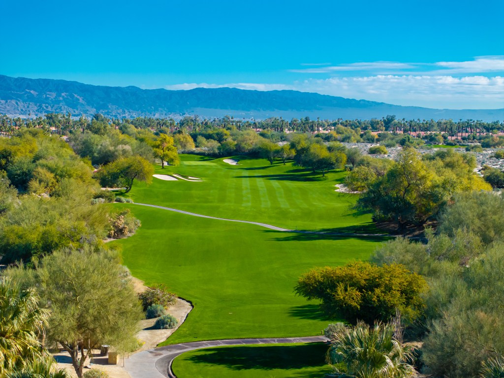 Hole 1, Moutain View Course