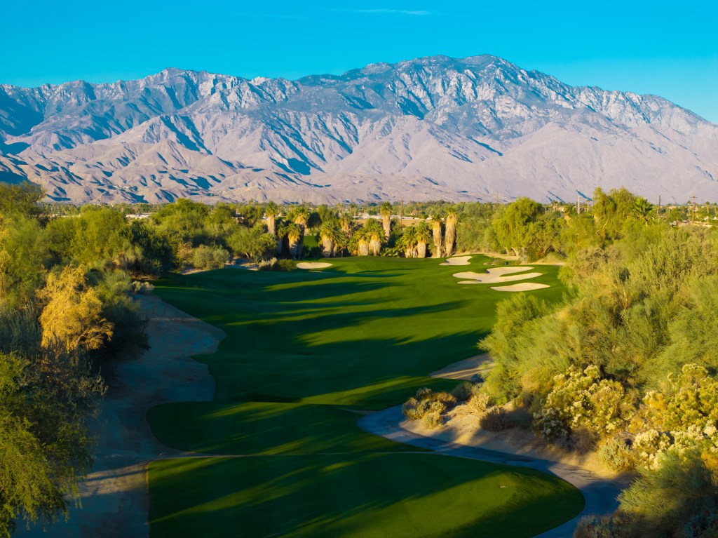 Firecliff Course Hole 2 at Desert Willow Golf Resort